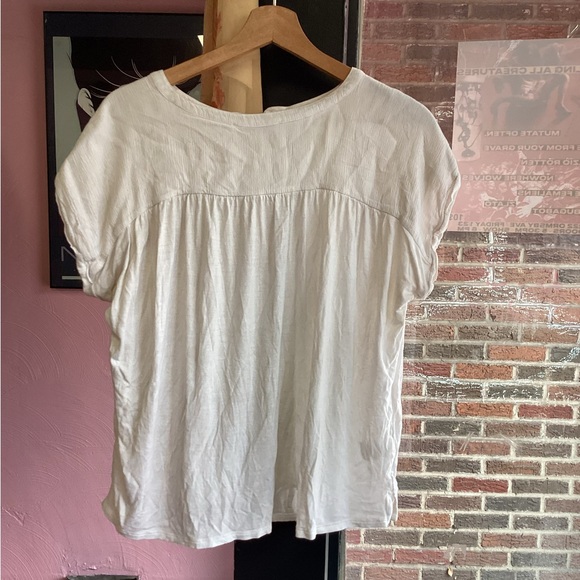 Vintage LOFT Cream Linen Button-Up Blouse. - Picture 4 of 4